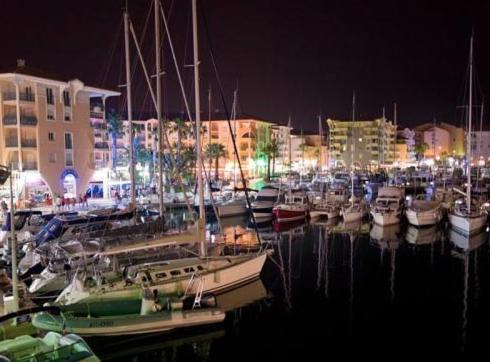 Port Frejus Cap Hermes Vue Mer Et Port Pieds Dans L'Eau Piscine Pkg Exteriör bild